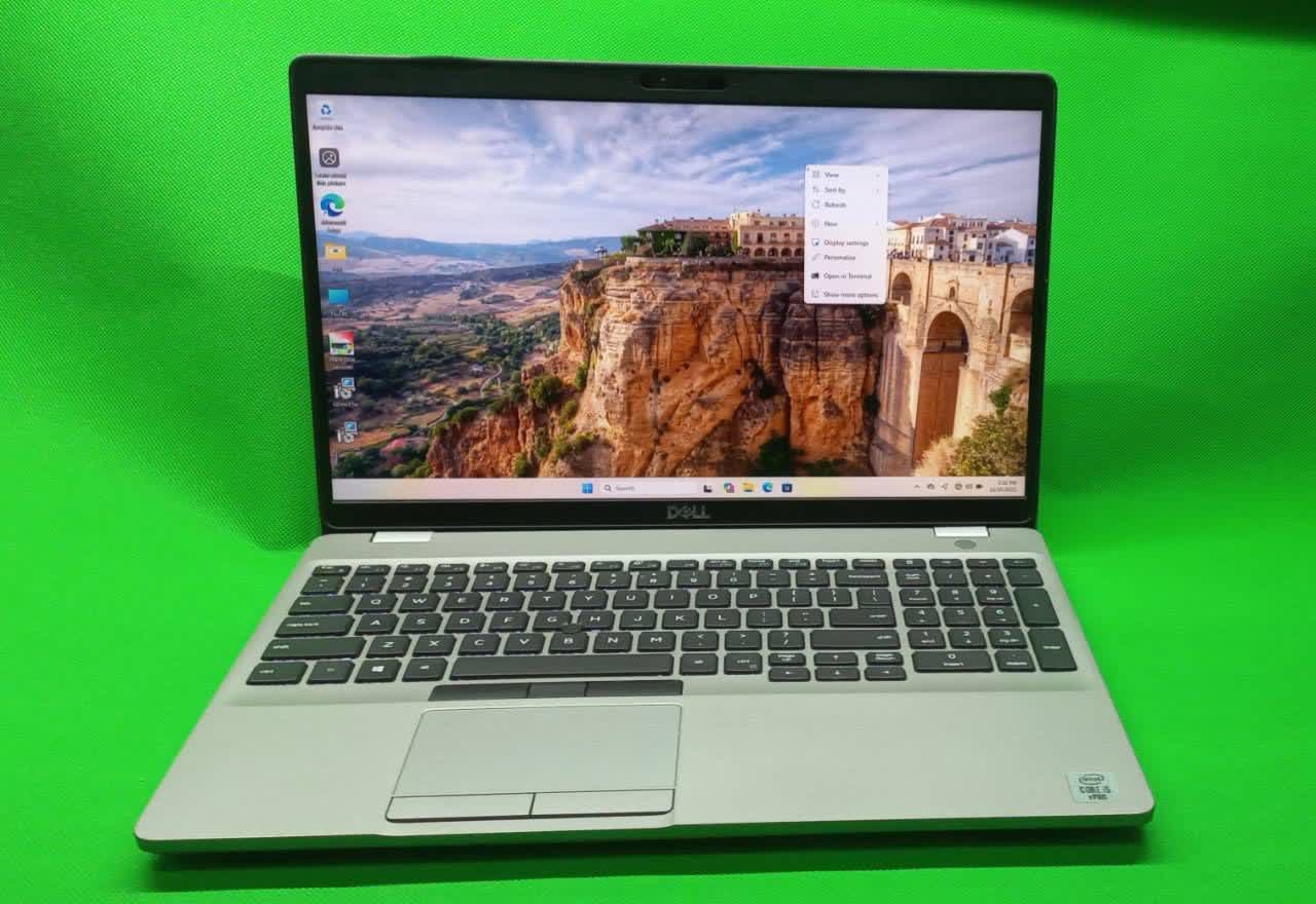 لپ تاپ DELL Latitude 5510 پردازنده    Core i7     10th   رم 8 گیگ حافظه 256 گیگ